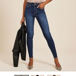 Maurice’s Everflex High rise